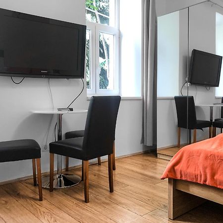 Relaxing 2-Bed Apartment For Extended Visits Wiedeń Zewnętrze zdjęcie