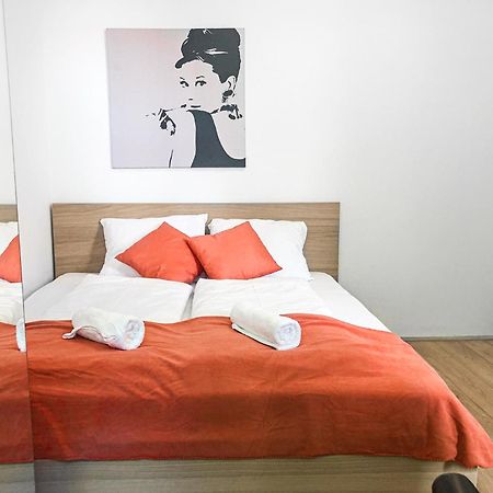 Relaxing 2-Bed Apartment For Extended Visits Wiedeń Zewnętrze zdjęcie